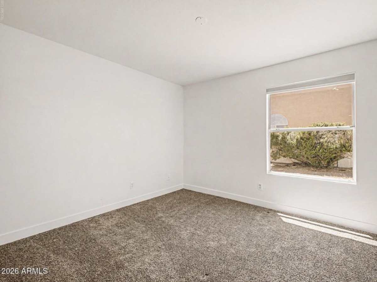 Vacant bedroom before staging